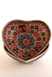 Kalp Kase 15cm– Dantel Desenli, El Yapımı Seramik